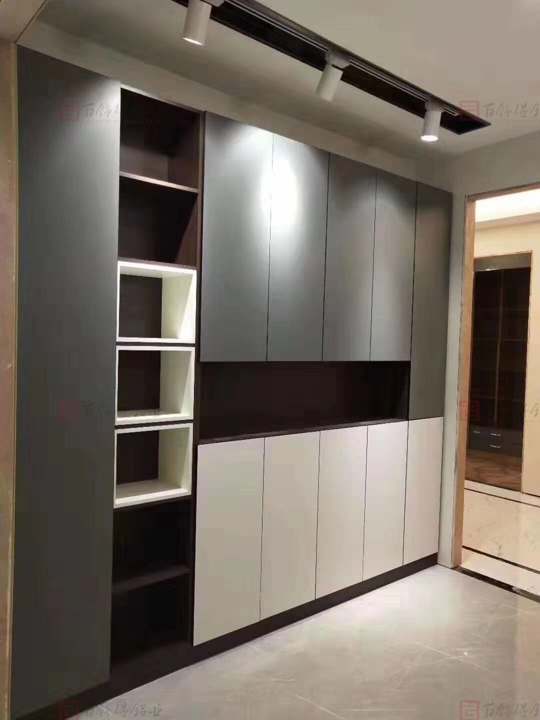 全铝玄关柜(图1)