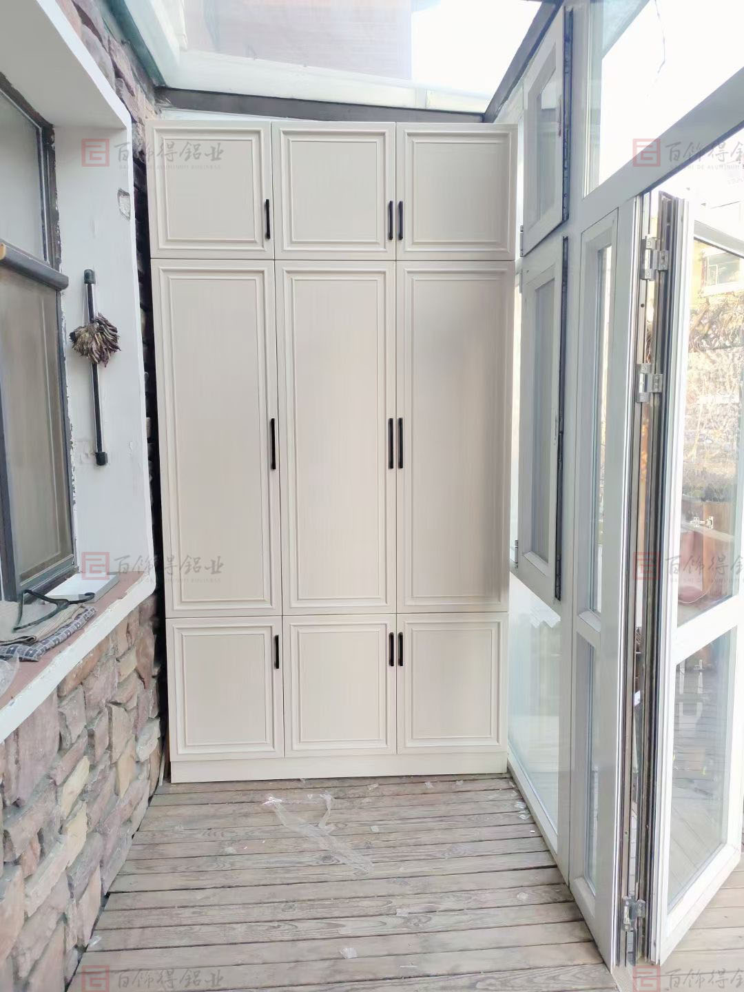 全铝阳台柜(图1)